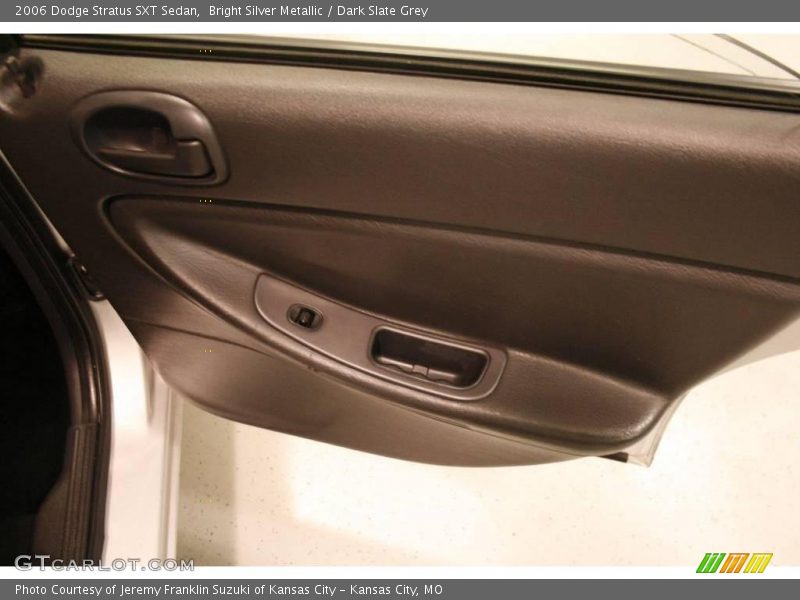 Bright Silver Metallic / Dark Slate Grey 2006 Dodge Stratus SXT Sedan