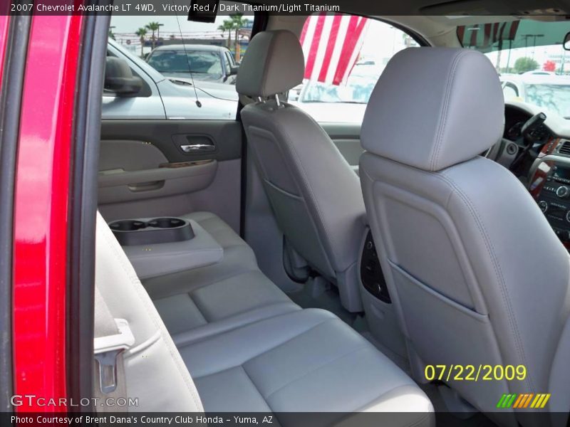 Victory Red / Dark Titanium/Light Titanium 2007 Chevrolet Avalanche LT 4WD
