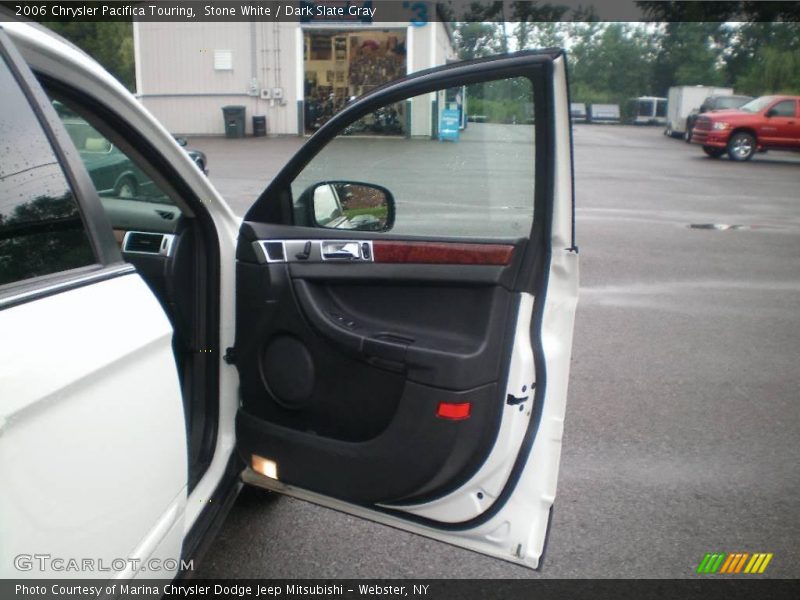 Stone White / Dark Slate Gray 2006 Chrysler Pacifica Touring