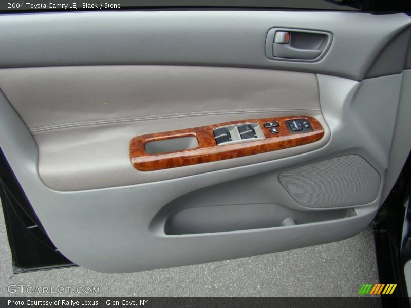 Black / Stone 2004 Toyota Camry LE