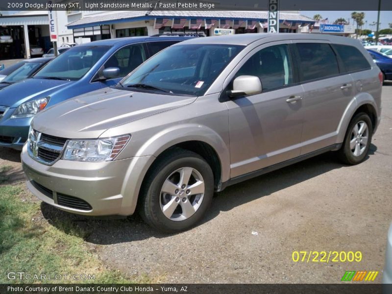 Light Sandstone Metallic / Pastel Pebble Beige 2009 Dodge Journey SXT