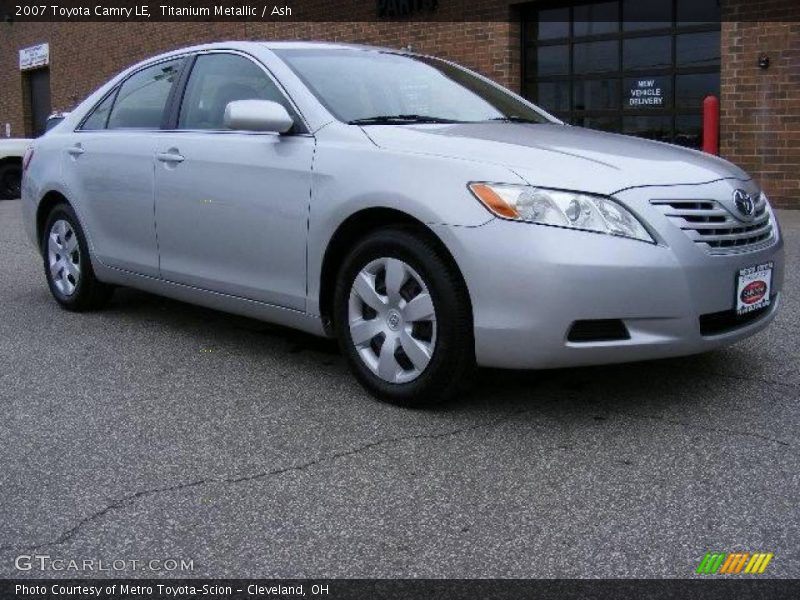 Titanium Metallic / Ash 2007 Toyota Camry LE