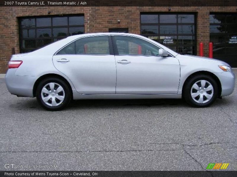 Titanium Metallic / Ash 2007 Toyota Camry LE