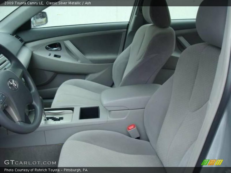 Classic Silver Metallic / Ash 2009 Toyota Camry LE