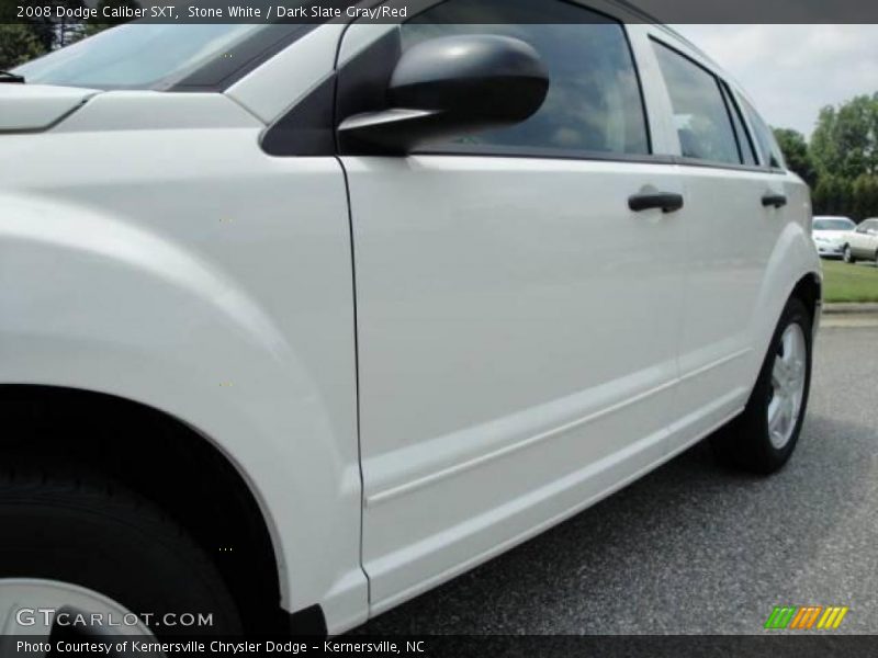 Stone White / Dark Slate Gray/Red 2008 Dodge Caliber SXT