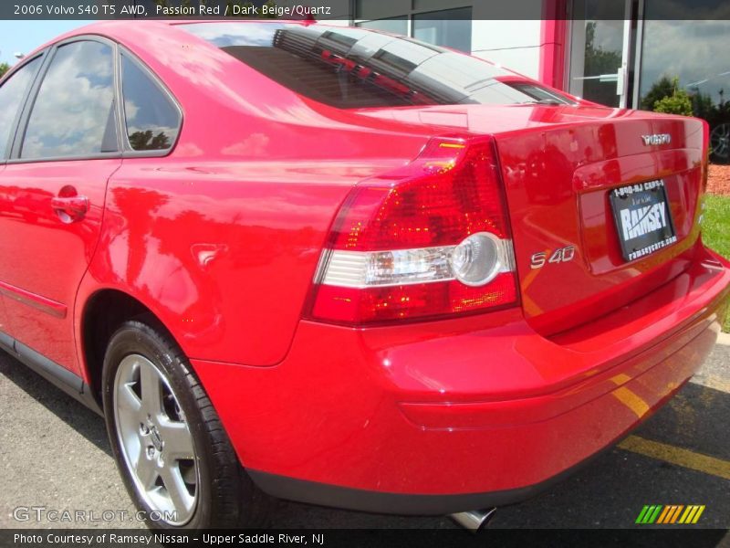 Passion Red / Dark Beige/Quartz 2006 Volvo S40 T5 AWD