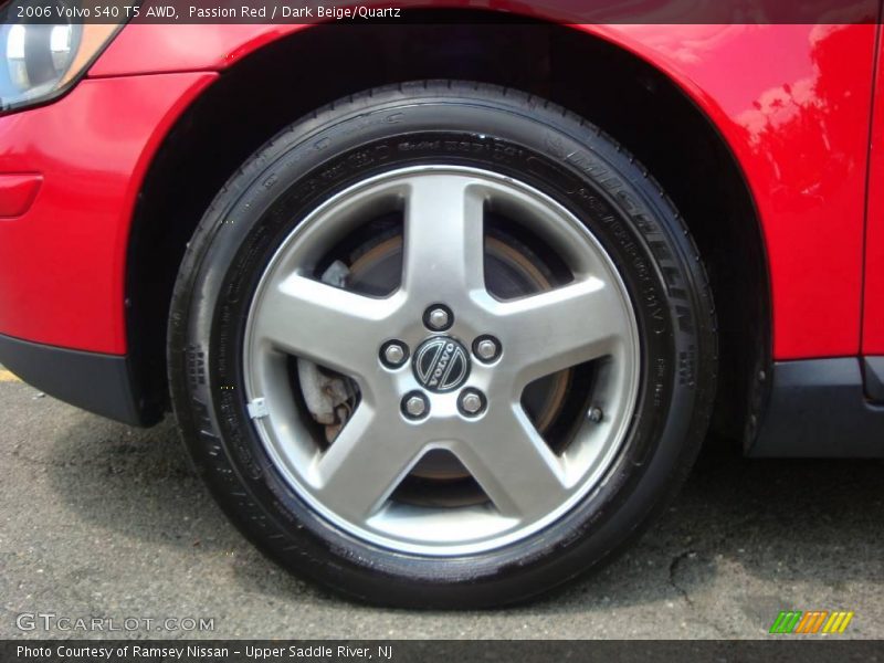 Passion Red / Dark Beige/Quartz 2006 Volvo S40 T5 AWD