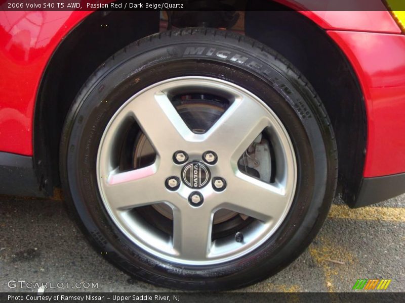 Passion Red / Dark Beige/Quartz 2006 Volvo S40 T5 AWD
