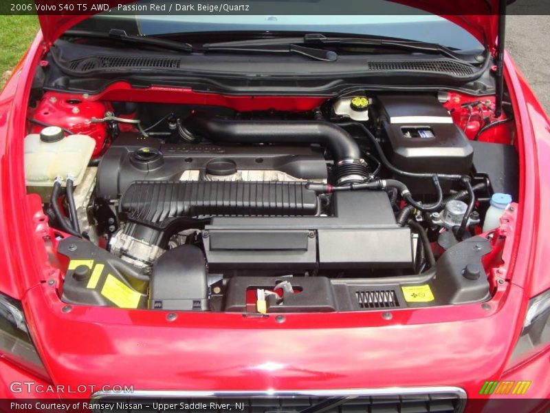 Passion Red / Dark Beige/Quartz 2006 Volvo S40 T5 AWD