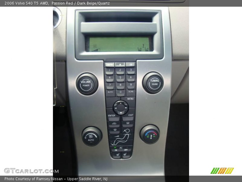Passion Red / Dark Beige/Quartz 2006 Volvo S40 T5 AWD