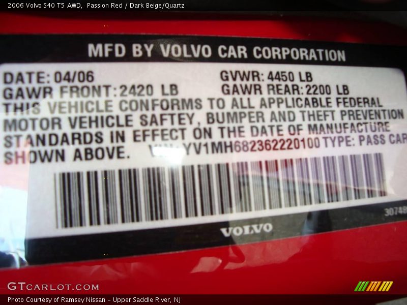 Passion Red / Dark Beige/Quartz 2006 Volvo S40 T5 AWD