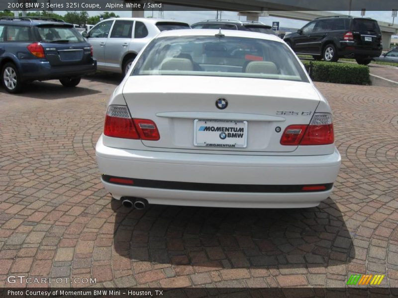 Alpine White / Sand 2006 BMW 3 Series 325i Coupe