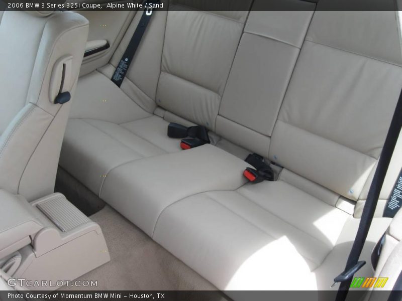 Alpine White / Sand 2006 BMW 3 Series 325i Coupe
