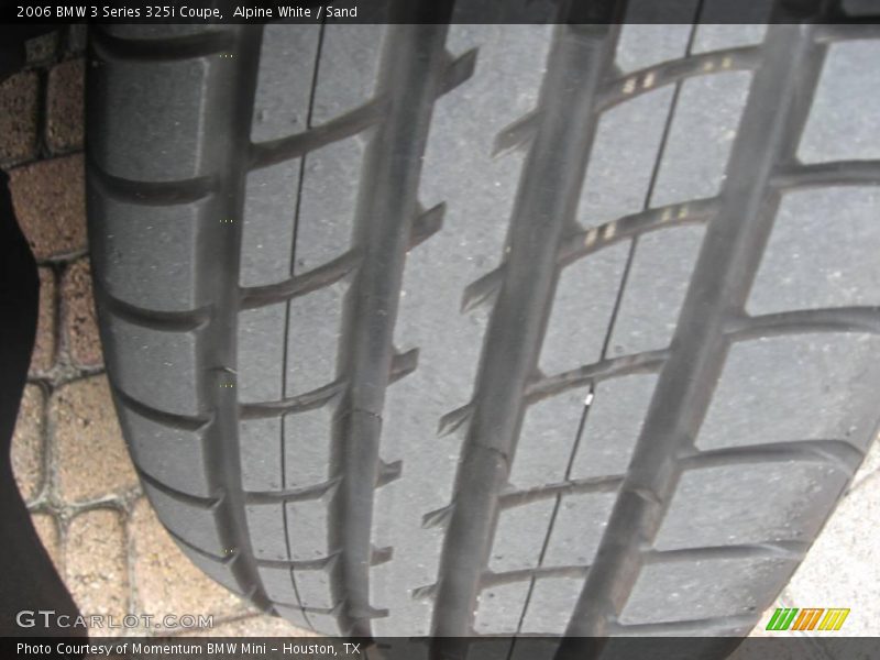 Alpine White / Sand 2006 BMW 3 Series 325i Coupe