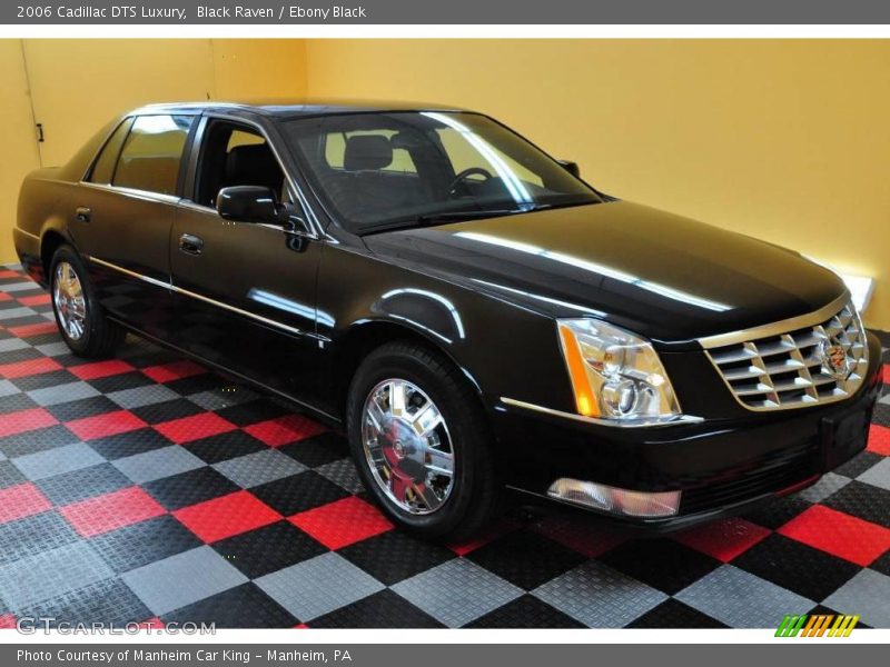 Black Raven / Ebony Black 2006 Cadillac DTS Luxury