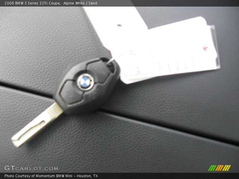 Alpine White / Sand 2006 BMW 3 Series 325i Coupe