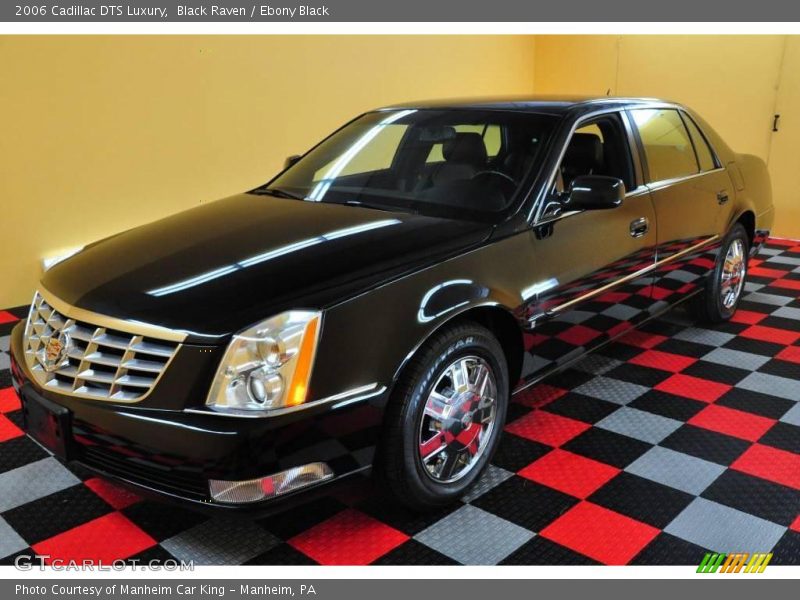 Black Raven / Ebony Black 2006 Cadillac DTS Luxury