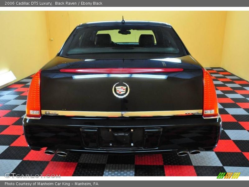 Black Raven / Ebony Black 2006 Cadillac DTS Luxury