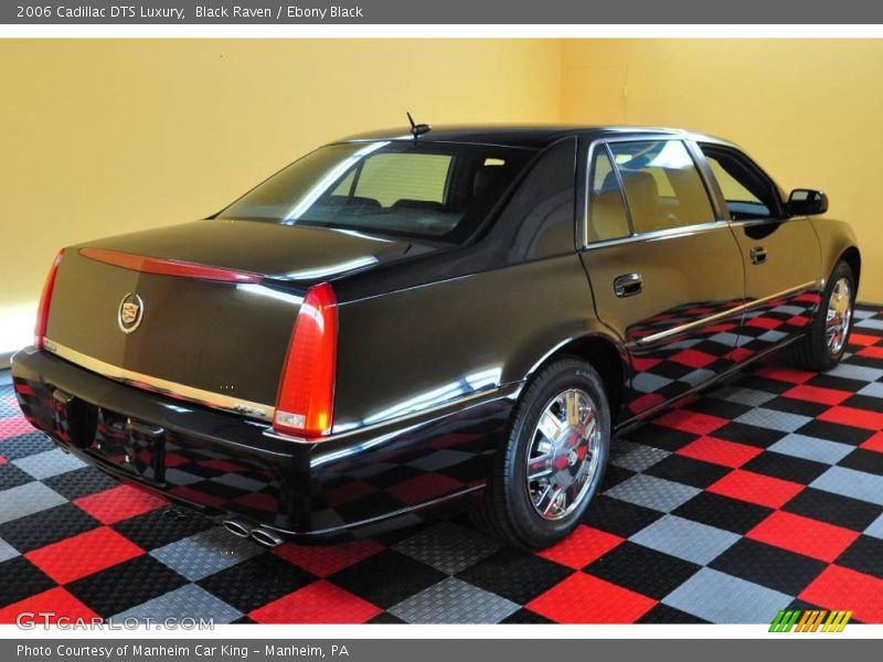 Black Raven / Ebony Black 2006 Cadillac DTS Luxury