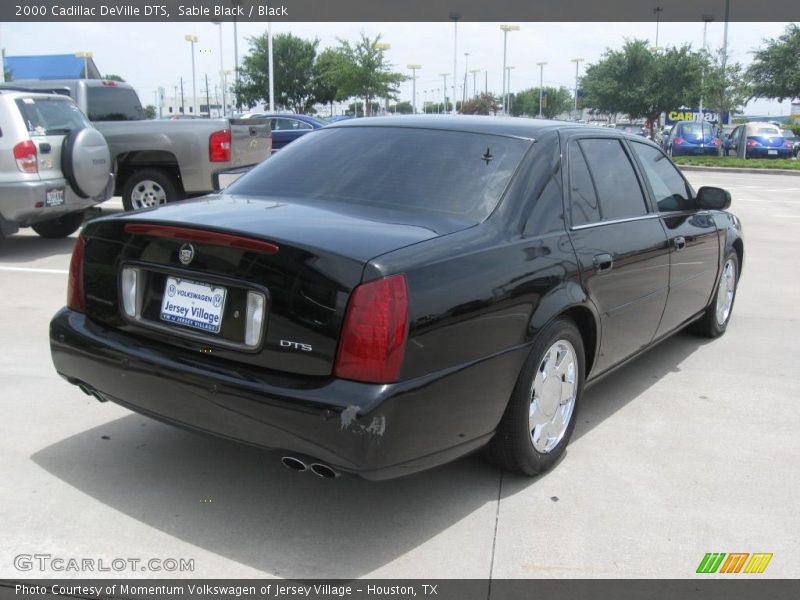 Sable Black / Black 2000 Cadillac DeVille DTS
