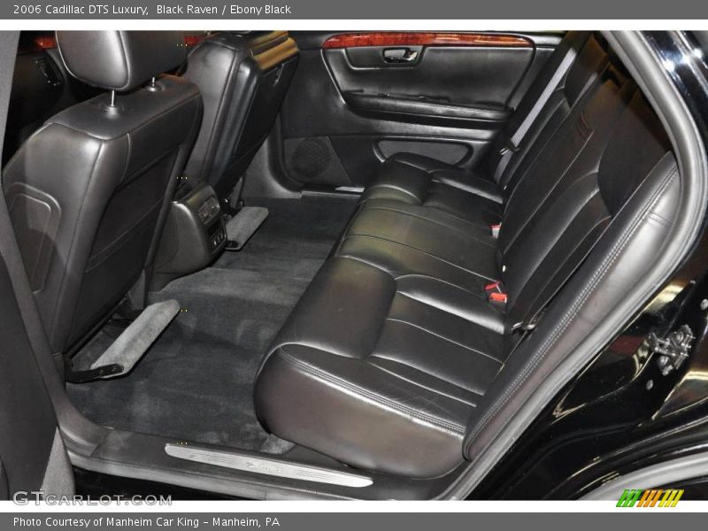 Black Raven / Ebony Black 2006 Cadillac DTS Luxury