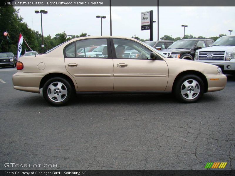 Light Driftwood Metallic / Neutral 2005 Chevrolet Classic