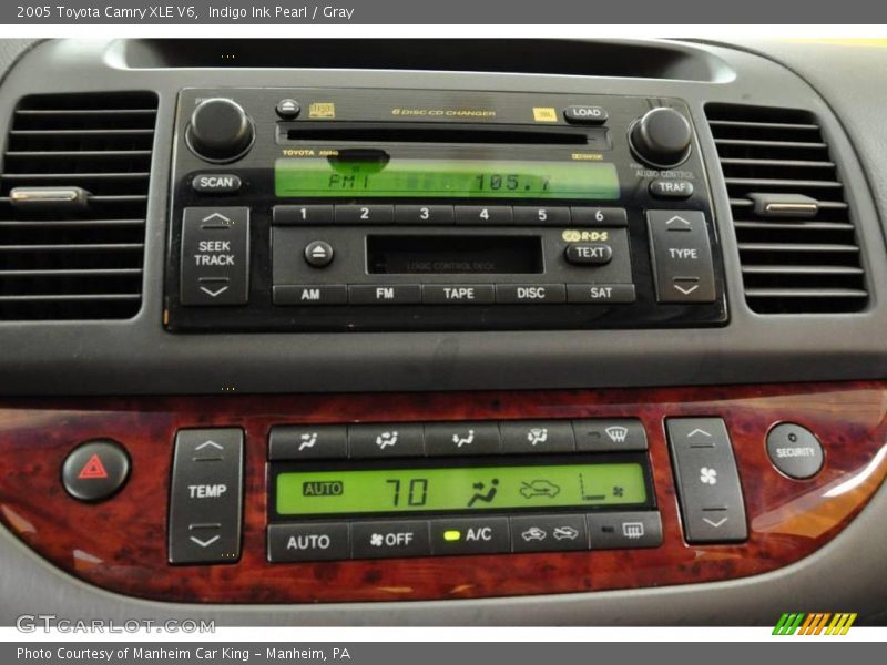 Indigo Ink Pearl / Gray 2005 Toyota Camry XLE V6