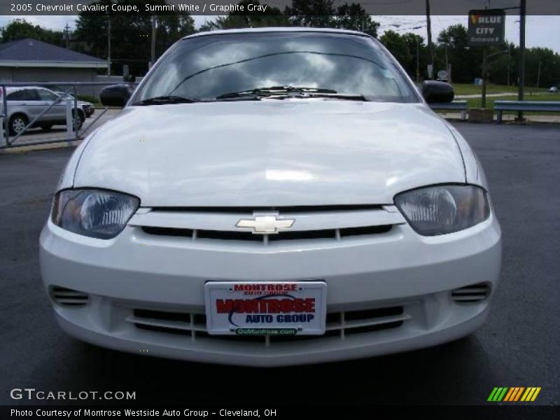 Summit White / Graphite Gray 2005 Chevrolet Cavalier Coupe