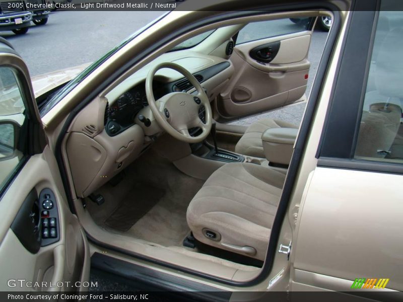 Light Driftwood Metallic / Neutral 2005 Chevrolet Classic