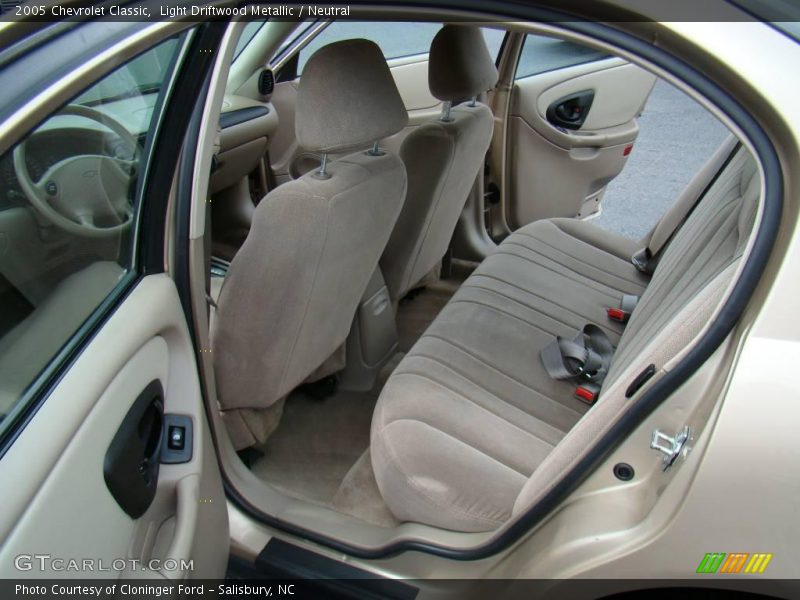 Light Driftwood Metallic / Neutral 2005 Chevrolet Classic