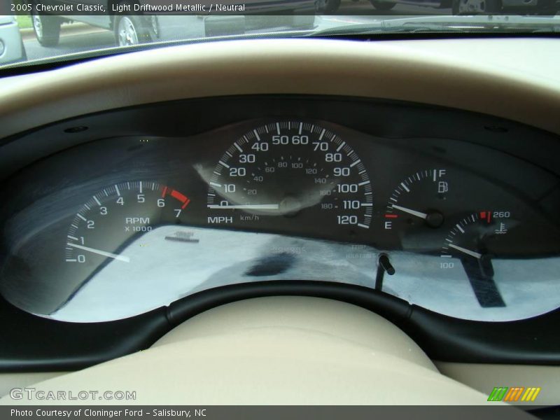 Light Driftwood Metallic / Neutral 2005 Chevrolet Classic