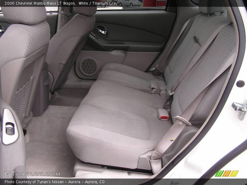 White / Titanium Gray 2006 Chevrolet Malibu Maxx LT Wagon