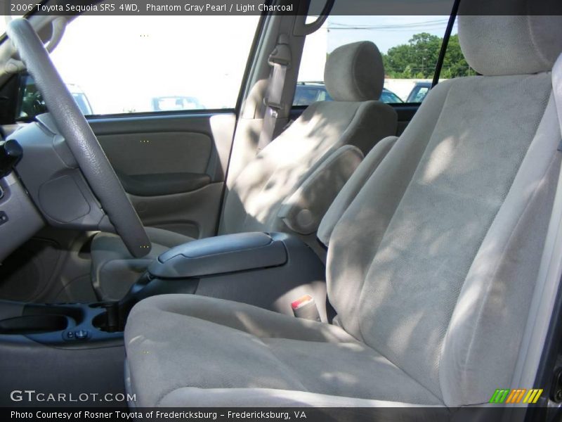 Phantom Gray Pearl / Light Charcoal 2006 Toyota Sequoia SR5 4WD