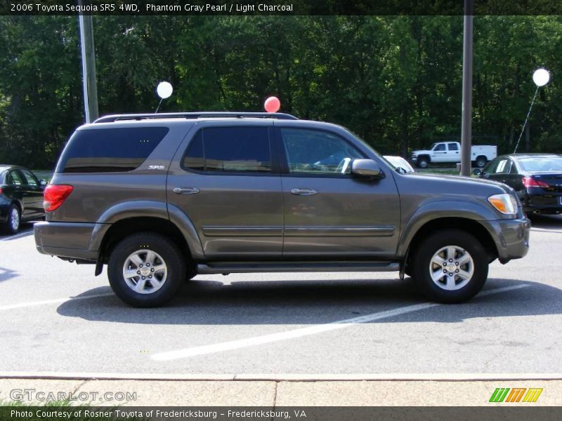 Phantom Gray Pearl / Light Charcoal 2006 Toyota Sequoia SR5 4WD