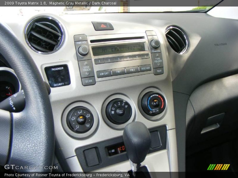 Magnetic Gray Metallic / Dark Charcoal 2009 Toyota Matrix 1.8