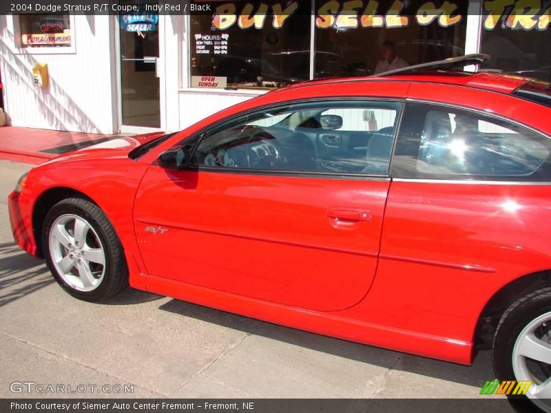 Indy Red / Black 2004 Dodge Stratus R/T Coupe