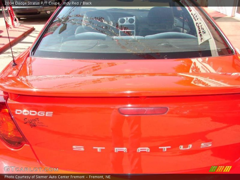 Indy Red / Black 2004 Dodge Stratus R/T Coupe