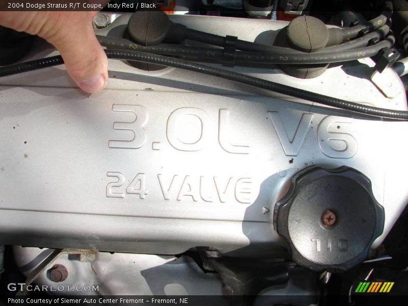 Indy Red / Black 2004 Dodge Stratus R/T Coupe