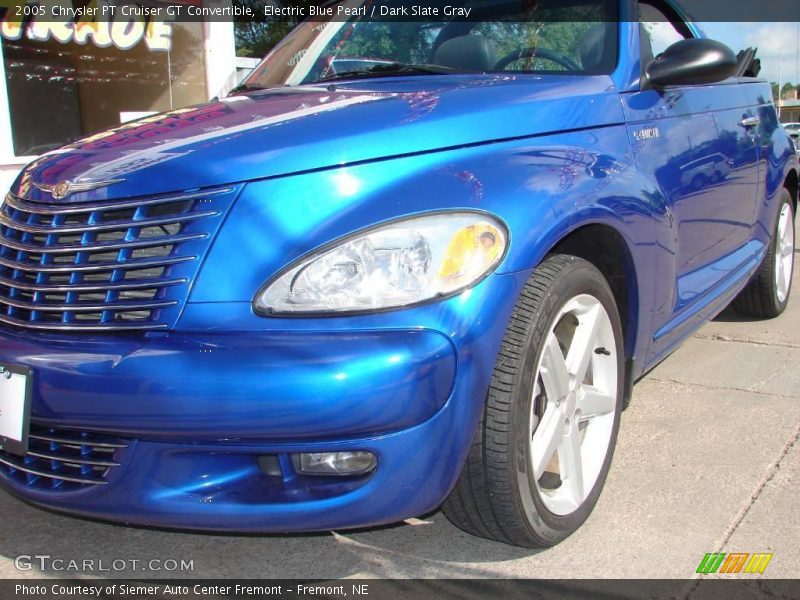 Electric Blue Pearl / Dark Slate Gray 2005 Chrysler PT Cruiser GT Convertible