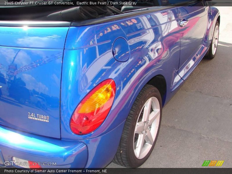 Electric Blue Pearl / Dark Slate Gray 2005 Chrysler PT Cruiser GT Convertible