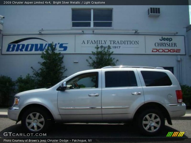 Bright Silver Metallic / Light Graystone 2009 Chrysler Aspen Limited 4x4