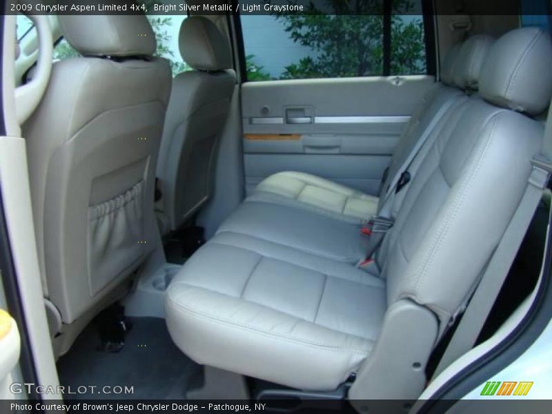 Bright Silver Metallic / Light Graystone 2009 Chrysler Aspen Limited 4x4