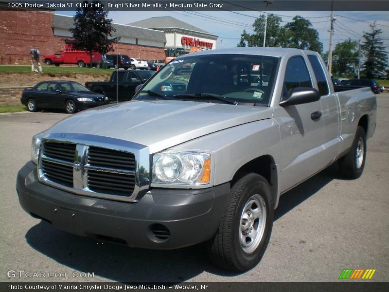 Bright Silver Metallic / Medium Slate Gray 2005 Dodge Dakota ST Club Cab