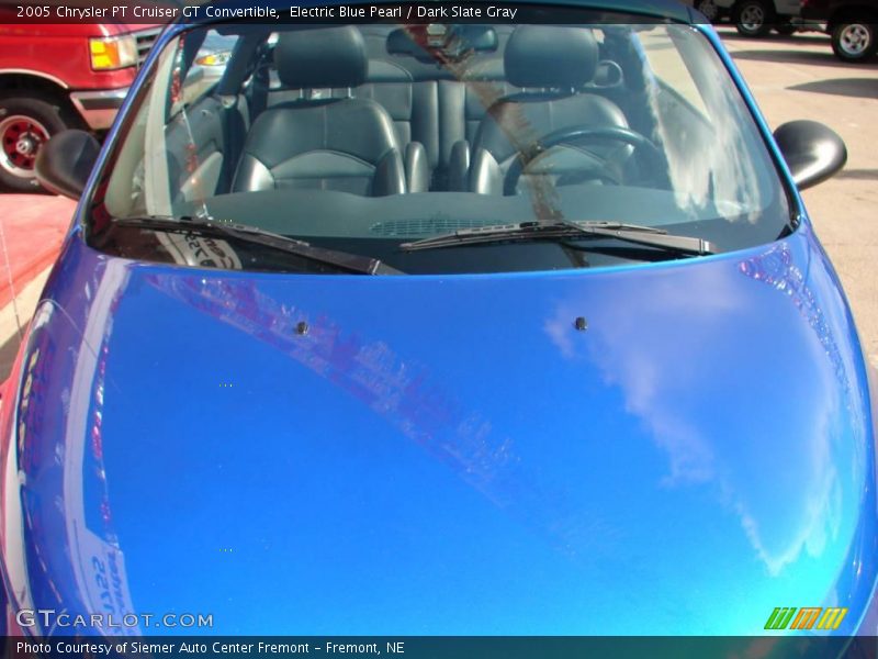 Electric Blue Pearl / Dark Slate Gray 2005 Chrysler PT Cruiser GT Convertible