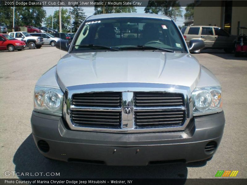 Bright Silver Metallic / Medium Slate Gray 2005 Dodge Dakota ST Club Cab