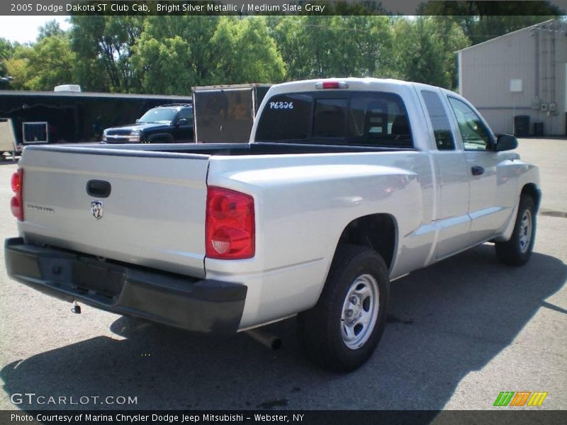 Bright Silver Metallic / Medium Slate Gray 2005 Dodge Dakota ST Club Cab