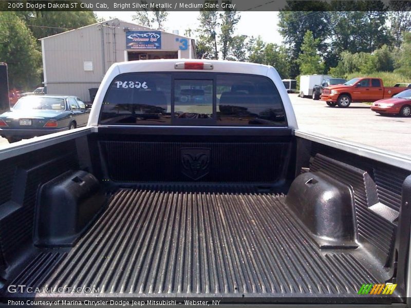 Bright Silver Metallic / Medium Slate Gray 2005 Dodge Dakota ST Club Cab