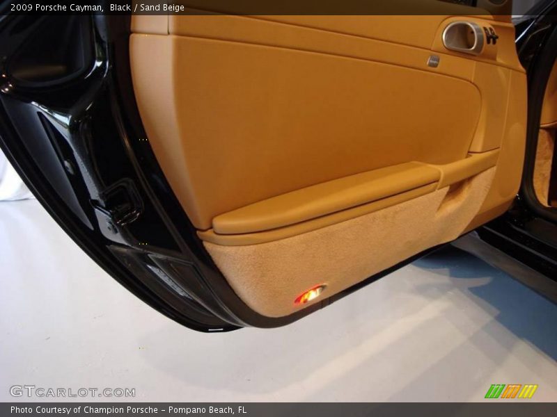 Black / Sand Beige 2009 Porsche Cayman