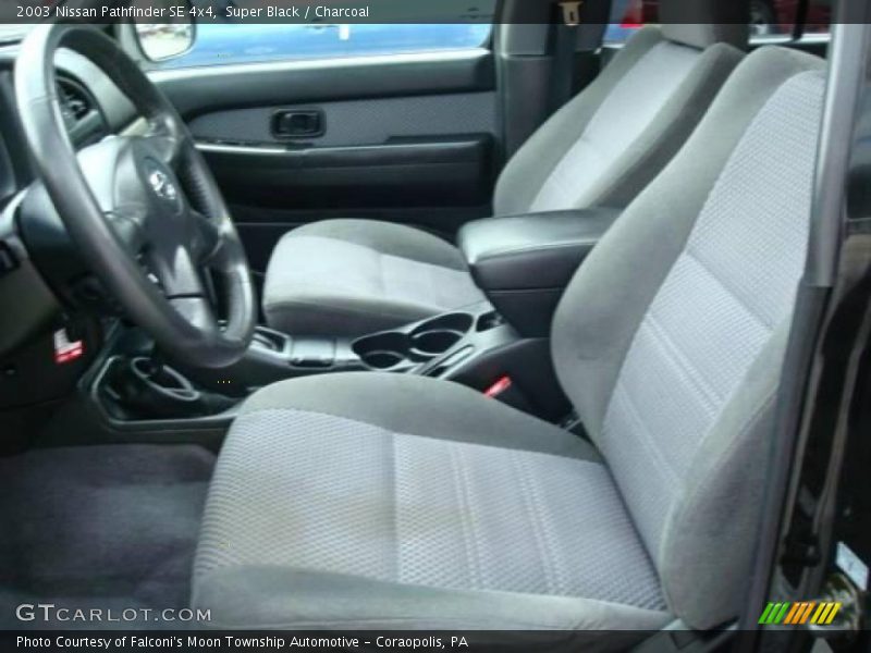 Super Black / Charcoal 2003 Nissan Pathfinder SE 4x4