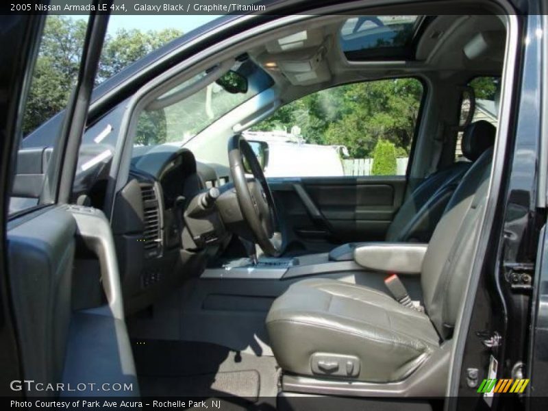 Galaxy Black / Graphite/Titanium 2005 Nissan Armada LE 4x4